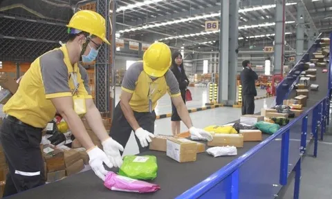 Hoàn thiện khuôn khổ pháp luật, thúc đẩy chuyển đổi số, phát triển hạ tầng bưu chính số