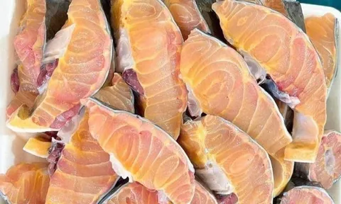 Ra chợ là cháy hàng, loại 'cá không xương' này ngày càng được người Việt săn lùng dù giá cao