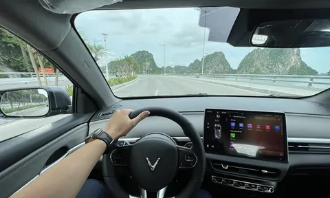 Lần đầu mua ô tô chốt ngay VinFast VF 6 Eco, chủ xe nói thẳng 'mua lúc này là đỉnh': Mạnh nhất phân khúc B-SUV điện, ga bốc, nuôi xe rẻ, chi phí nuôi xe chỉ hơn 1 triệu/tháng