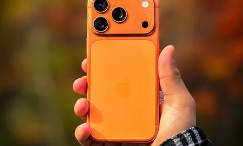 Tin sốt dẻo về iPhone 18