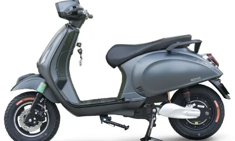 Không cần bằng lái, xe điện giá hơn 20 triệu đồng đi 80 km/lần sạc thu hút giới trẻ