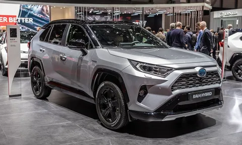 Toyota triệu hồi hơn 55.000 xe hybrid, chỉ vì một con bu-lông