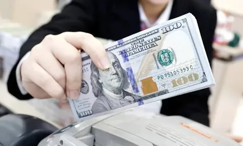 Tỷ giá USD hôm nay 26/12: Giá USD tiếp tục giảm