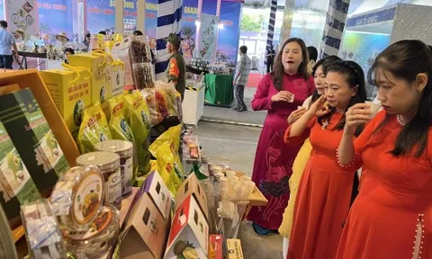 Người tiêu dùng chi li hơn khi mua hàng tết