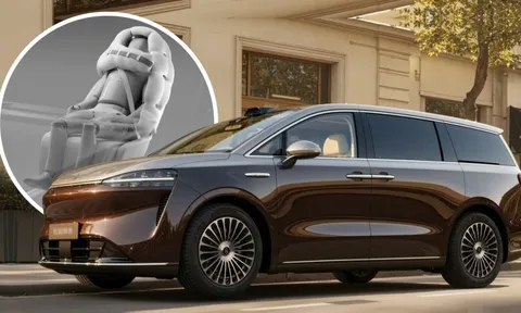 Lần đầu tiên trên thế giới có ô tô trang bị túi khí 'đội mũ bảo hiểm' trong ghế ngồi