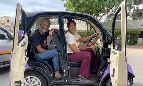 Mẫu ô tô điện giá rẻ ngang Honda SH Mode, khách Việt sẽ rất thích: Thiết kế 2+1 chỗ, 4 cửa rất đẹp, sạc 30 phút đi xa được 100km