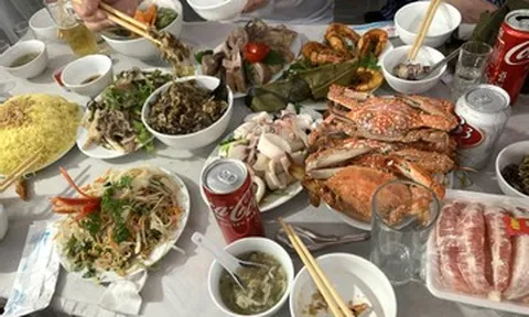 Nhà gái chi 200 triệu đồng làm đám cưới, lỗ 70 triệu vẫn thấy ấm lòng