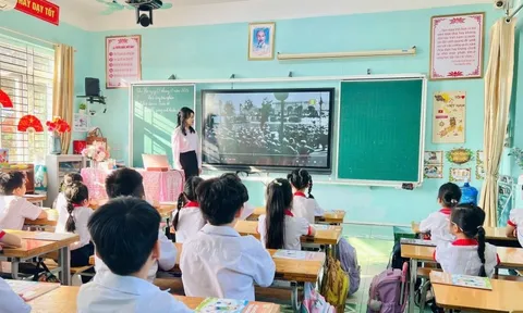 Ngay bây giờ, giáo viên nếu đạt được danh hiệu này sẽ nhận khoản tiền hơn 29 triệu đồng - gấp 12,5 lần lương cơ sở