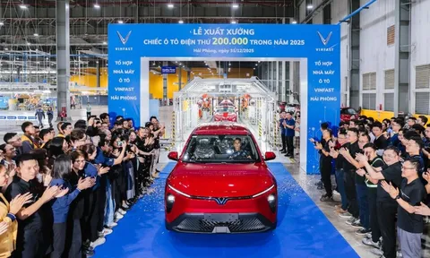 VinFast làm điều chưa từng có: Xuất xưởng ô tô điện thứ 200.000 trong năm, công suất tương đương các Gigafactory trên thế giới