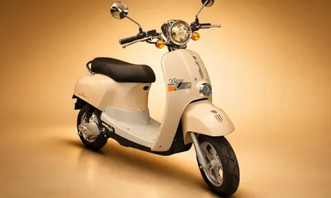 Mẫu xe máy điện giá chỉ 16,5 triệu, thiết kế kiêu sa như ‘tiểu Vespa’: Đi được 80km/1 lần sạc, hợp với mọi nhu cầu
