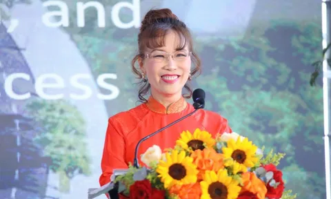 Anh hùng Lao động, Tiến sĩ Nguyễn Thị Phương Thảo kêu gọi các nhà đầu tư toàn cầu cùng đến, cùng tin, cùng kiến tạo tương lai thịnh vượng