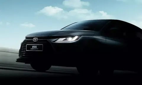 Toyota Vios Hybrid 2026 đã có giá ‘rẻ như cho’, động cơ 1.5L 2NR-VEX, đi quãng đường 100km chỉ hết 60.000 đồng
