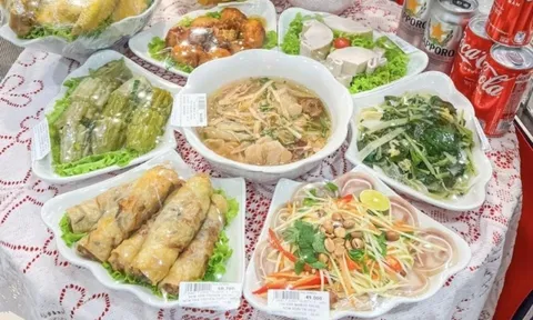 Sáng kiến thế kỷ: Aeon Mall vừa tung mâm cỗ Tết 10 món giá cực ưng, chị em rần rần 'mang ngay Giao thừa đến đây!'