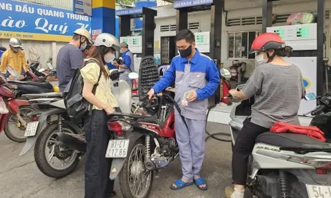 Xăng dầu đồng loạt tăng giá