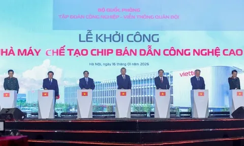 Thủ tướng: Nhà máy chế tạo chip bán dẫn công nghệ cao là mắt xích then chốt mà Việt Nam còn thiếu