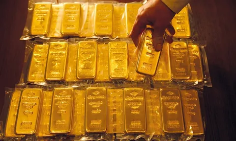 Giá vàng hôm nay 18/1: Chốt phiên cuối tuần người mua lãi 5 triệu đồng/lượng