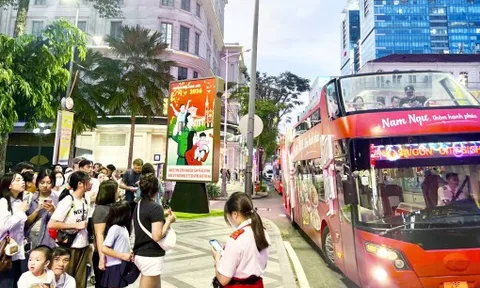 Chớ vội mừng với số liệu lạc quan về du lịch