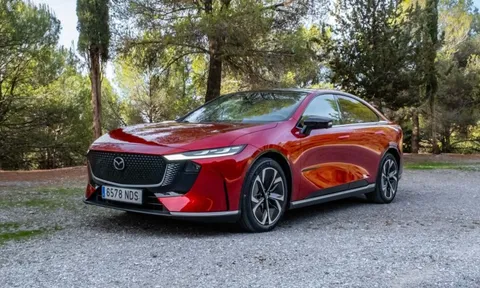 Mazda6 bị khai tử tại Việt Nam, nhưng 'hậu duệ' chạy điện lại bùng nổ doanh số, lôi kéo khách hàng từ các hãng top thế giới