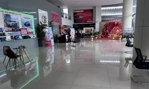 Nhiều đại lý Toyota, Mitsubishi thiếu ô tô bán dịp Tết, điều gì đang xảy ra?