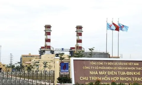 Doanh nghiệp ngành điện lãi khủng, thu nhập nhân viên tăng mạnh