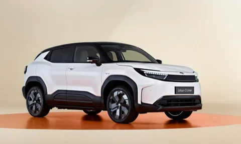 Không dồn dập, Toyota mở bán mẫu SUV điện giá chỉ 450 triệu: Ngoại thất khác biệt, được trang bị 7 túi khí cùng phanh điện tử và hỗ trợ lái cấp 2