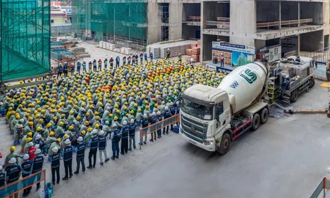 Bên trong công trường đô thị all-in-one La Pura dịp cuối năm