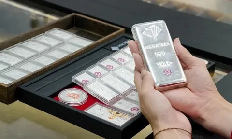 ‘Bạc ở Việt Nam không khan hiếm, mà do năng lực sản xuất hiện không phục vụ kịp nhu cầu’