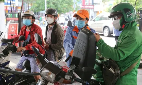 Giá xăng dầu đồng loạt tăng, có mặt hàng tăng gần 800 đồng