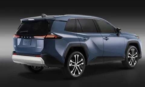 Không để lỡ nhịp, Toyota ra bản hybrid với mẫu SUV ‘đắt hàng’ toàn cầu: Thiết kế đẹp, đi 80km không cần đổ xăng, giá có 'rẻ như cho' không?