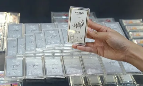 Giá bạc hôm nay 3/2: Bạc trong nước tăng trở lại