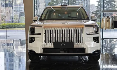 'Rolls-Royce Cullinan' của Trung Quốc mạnh 1.400 mã lực sắp về Đông Nam Á, giá dự kiến cao hơn cả xe siêu