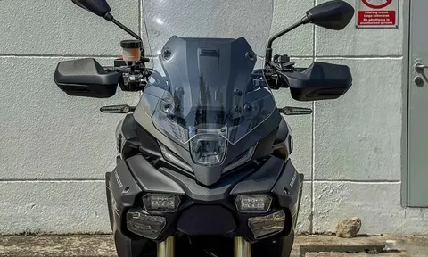 Cận cảnh 'ngựa chiến' mới của Yamaha: Trang bị xịn, động cơ mạnh, giá gây choáng