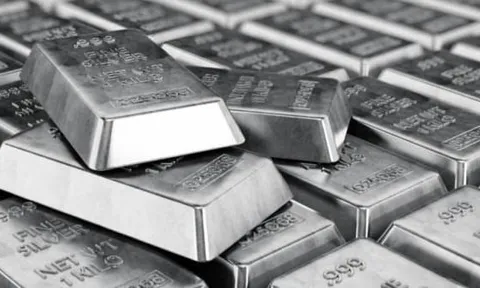 Chiều 5/2: Giá bạc Thượng Hải lại thủng mốc 100 USD/oz