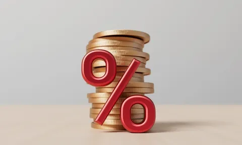 Lãi suất liên ngân hàng VND giảm mạnh, qua đêm xuống 10%