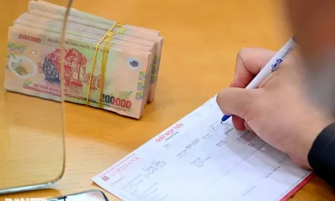 Bộ Tài chính đề xuất cho ngân hàng, ví điện tử lập hóa đơn tổng trở lại