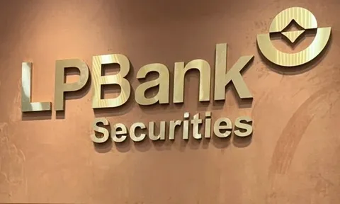 Chứng khoán LPBank công bố giá IPO 141,86 triệu cổ phiếu