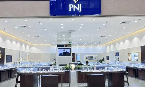Cổ đông ngoại rút bớt vốn tại PNJ xuống dưới 6%
