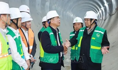 Thủ tướng: Quy hoạch phát triển ngành đường sắt với tầm nhìn trên 100 năm