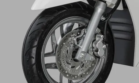 Honda Việt Nam rục rịch tung xe ga mới: Dáng Lead, mặt như SH, màn hình tròn lạ mắt, giá dự kiến ngang bản cao nhất