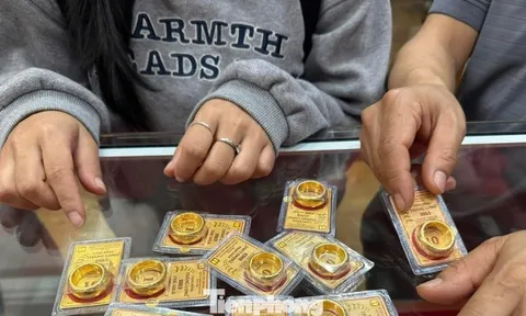 Người mua vàng lãi đậm?