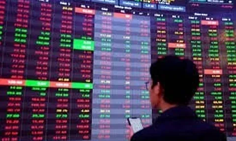 Ngược dòng thị trường, cổ phiếu dầu khí và phân bón “tím lịm” khi VN-Index “bốc hơi” hơn 34 điểm