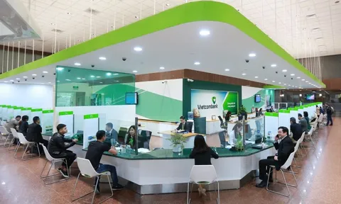 Gửi 100 triệu đồng tiết kiệm tại Vietcombank, sau 1 năm nhận về bao nhiêu?