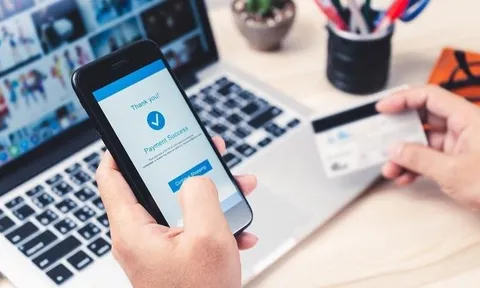 Từ 1/3, Hộ kinh doanh không còn được sử dụng tài khoản cá nhân để nhận tiền bán hàng, luật sư cảnh báo