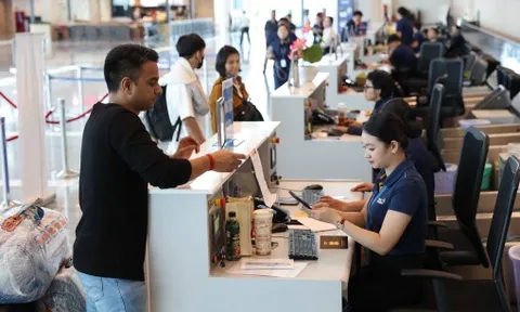 Trung Đông phong tỏa vùng trời, nhiều chuyến bay từ Việt Nam bị hủy