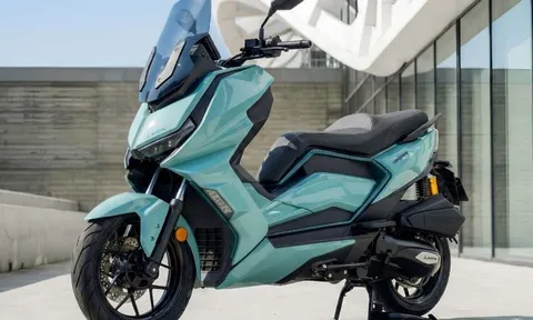 Giữa làn sóng xe điện, tay ga 250cc vẫn được nâng cấp mạnh: 'Vua xe ga' mới gây chú ý với màn hình 7 inch cảm ứng, giá ngang SH160i