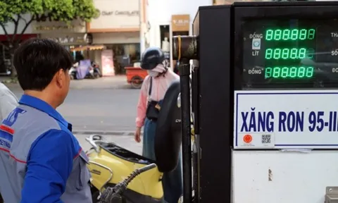 Doanh nghiệp tại TP.HCM thu hồi thông báo tạm ngưng bán xăng dầu