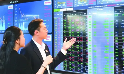 Chọn vàng, chứng khoán hay bất động sản để đầu tư?