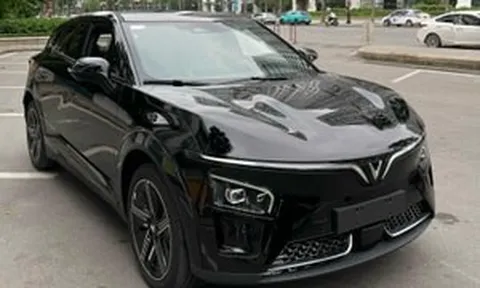 Bán Mazda CX-30 để mua VinFast VF 7, sau 30.000km chủ xe đã nói thật lòng về trải nghiệm thực tế, 'bóc' con số 3 triệu/tháng đã phải chi