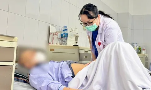 Mệt mỏi, sụt cân, người đàn ông đi khám phát hiện khối u gan 61mm