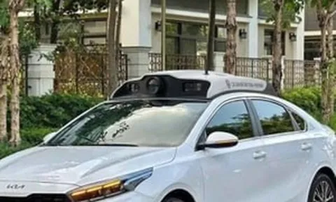 Cục CSGT ra thông báo: Chiếc xe chạy ngay bên cạnh có thể là 'mắt thần' phát hiện vi pham giao thông trên tuyến cao tốc huyết mạch